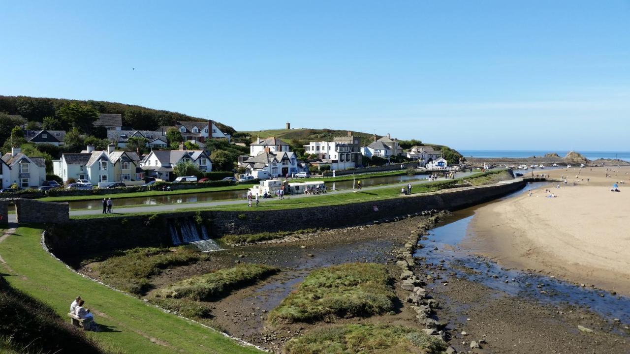 Stones Throw Studio Apartment Bude Cornwall ภายนอก รูปภาพ
