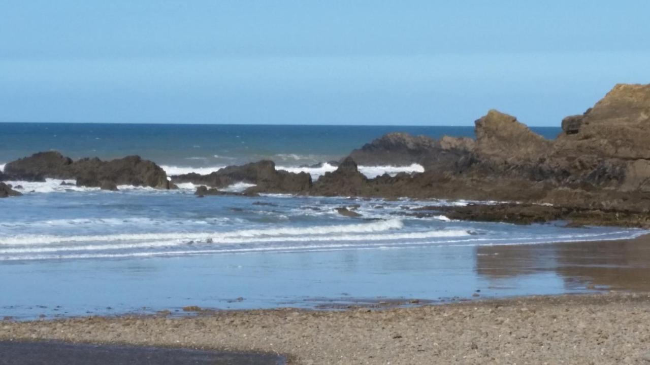 Stones Throw Studio Apartment Bude Cornwall ภายนอก รูปภาพ