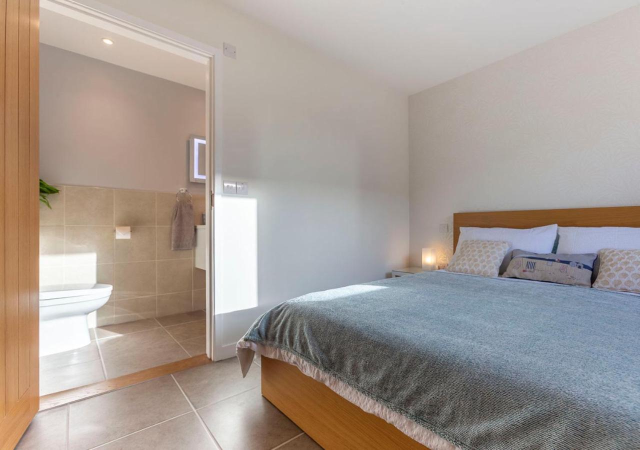 Stones Throw Studio Apartment Bude Cornwall ภายนอก รูปภาพ