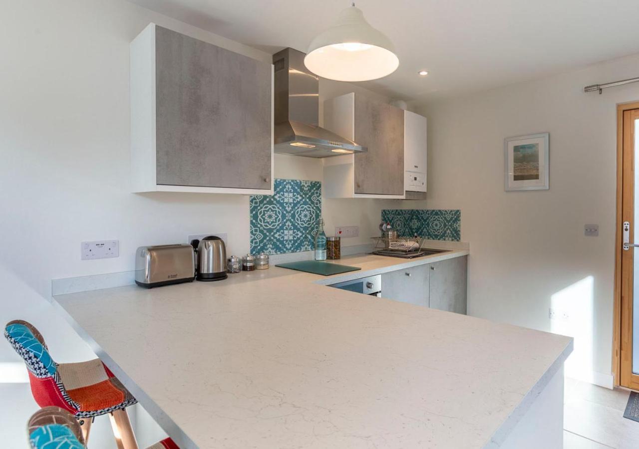 Stones Throw Studio Apartment Bude Cornwall ภายนอก รูปภาพ